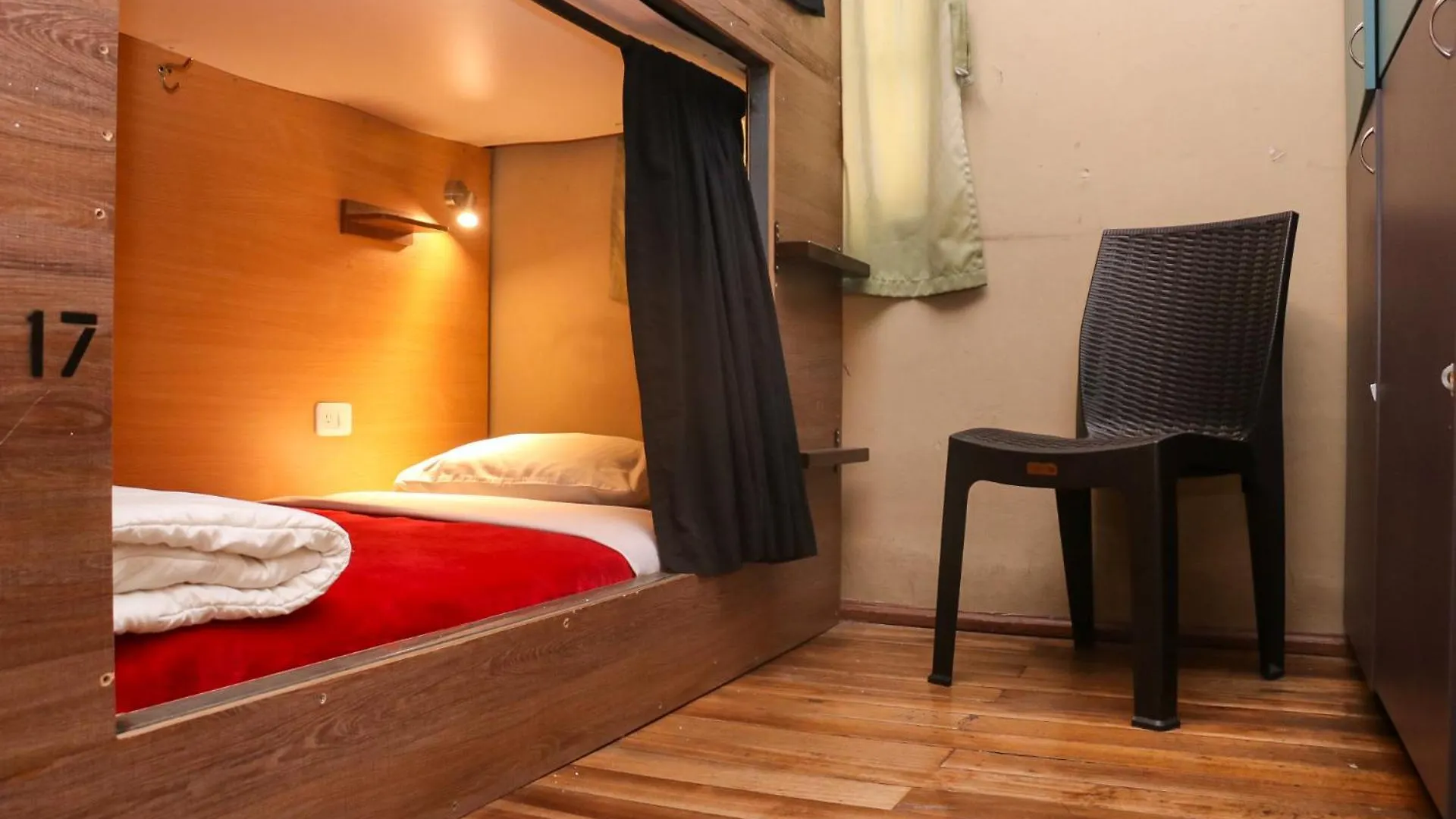 Blue House Youth Hostel Quito