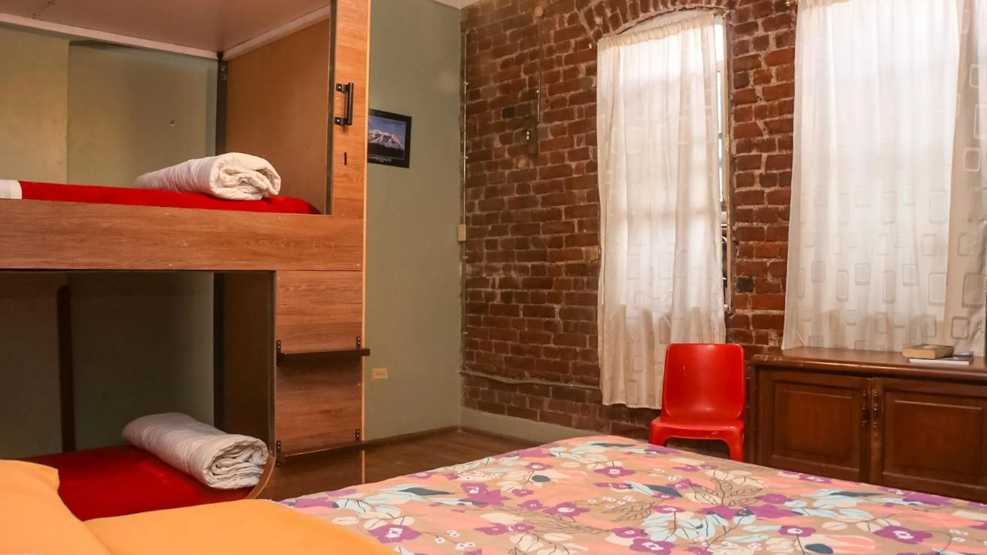 Blue House Youth Hostel Quito Ekwador